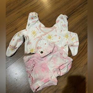 3-6 months baby Ruffle shorts for day and pink hands toes cover pajamas @ night